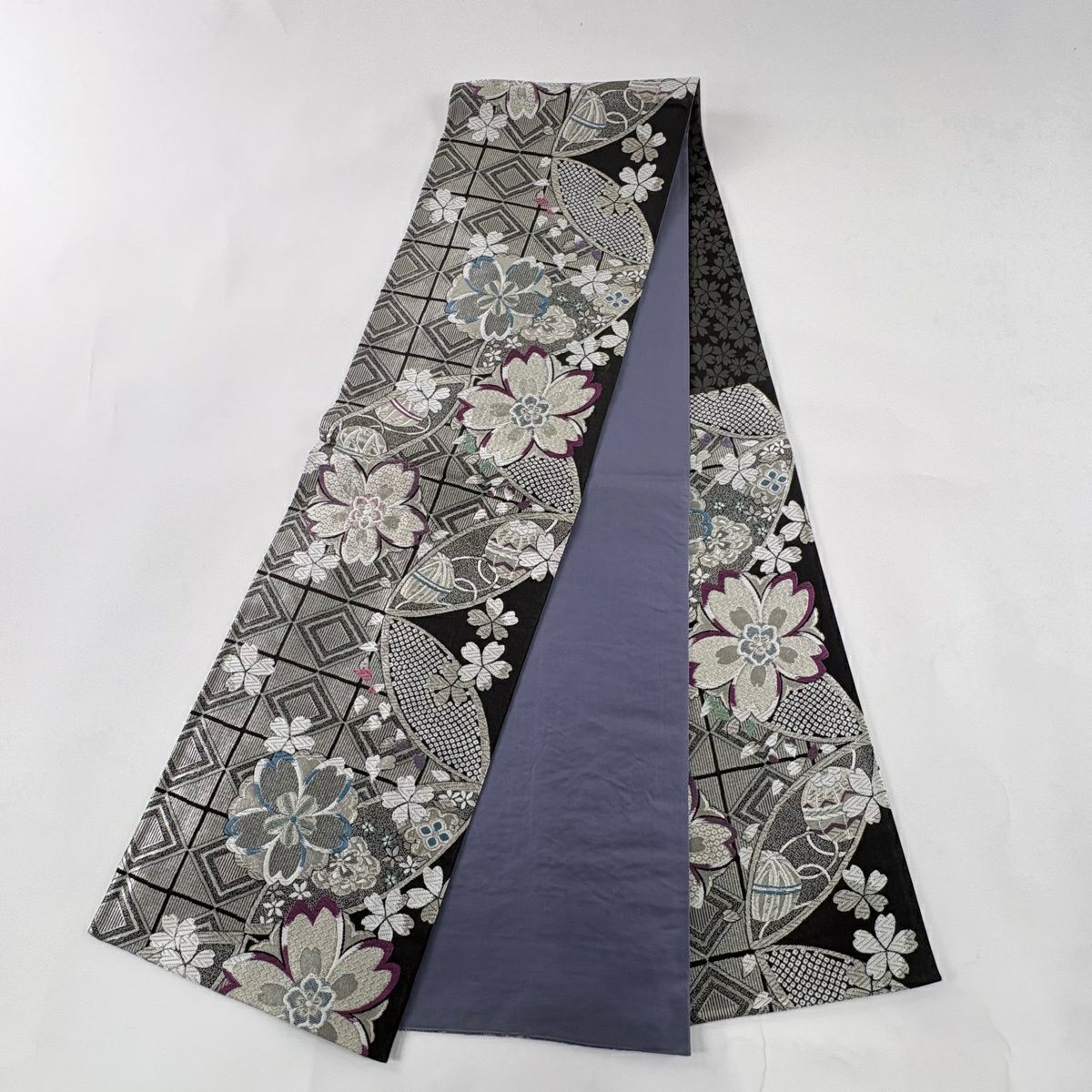【美品】 袋帶 秀品級 櫻花 手毬 唐織 金金箔 黑 六通 純蠶絲