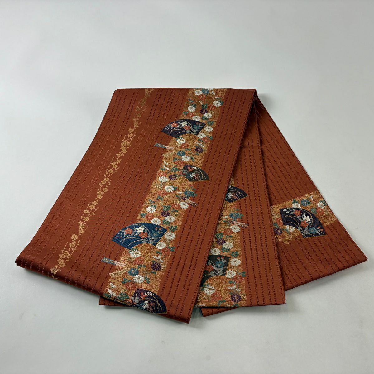【美品】 袋帶 秀品級 扇子 秋草 金絲 金金箔 紅茶 大鼓圖案 純蠶絲