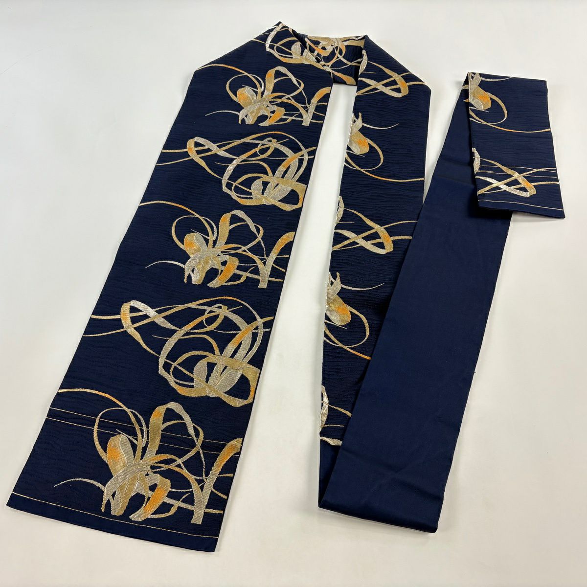 【美品】 名古屋帶 優品級 葉柄 金銀彩 深藍 純蠶絲