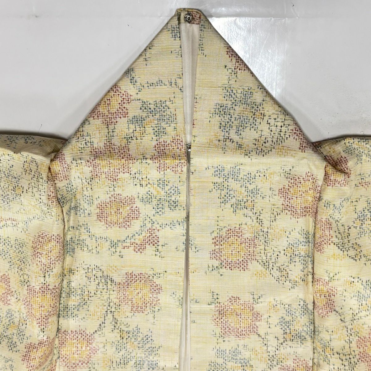 【美品】 紬織織 身長160.5cm 袖長62cm S 雙層 華紋 草花紋紋 淡黃 純蠶絲 優品級