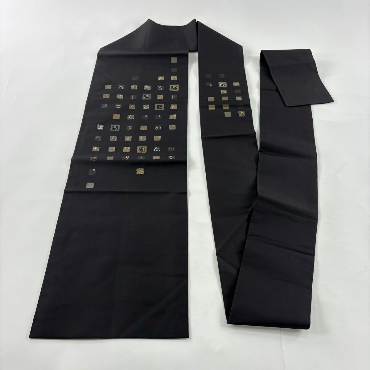 【美品】名古屋帶 秀品級 文字紋 黑 純蠶絲