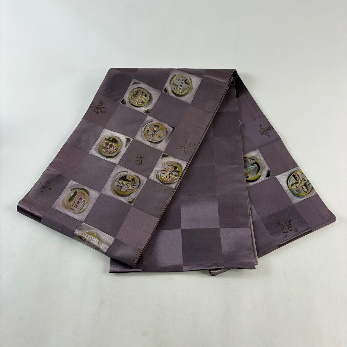 【美品】 袋帶 秀品級 伊と幸 市松樹 幾何學 金銀彩 灰紫 お太鼓柄 純蠶絲