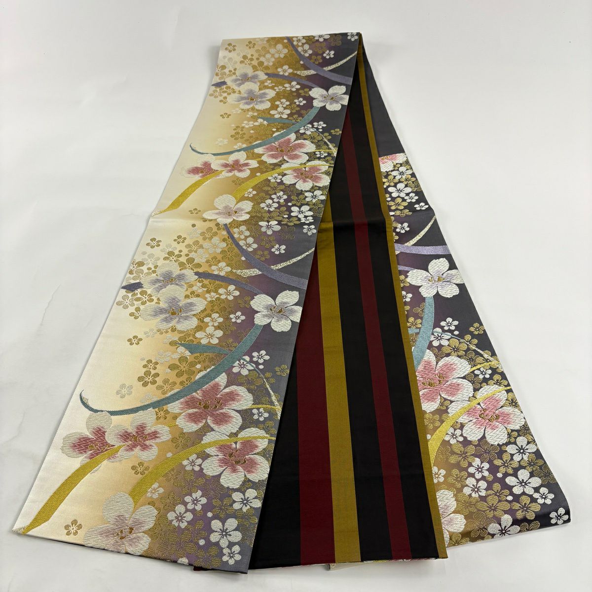 【美品】 袋帶 秀品級 花 梅花 刺繡 金金箔 山吹茶 六通 純蠶絲