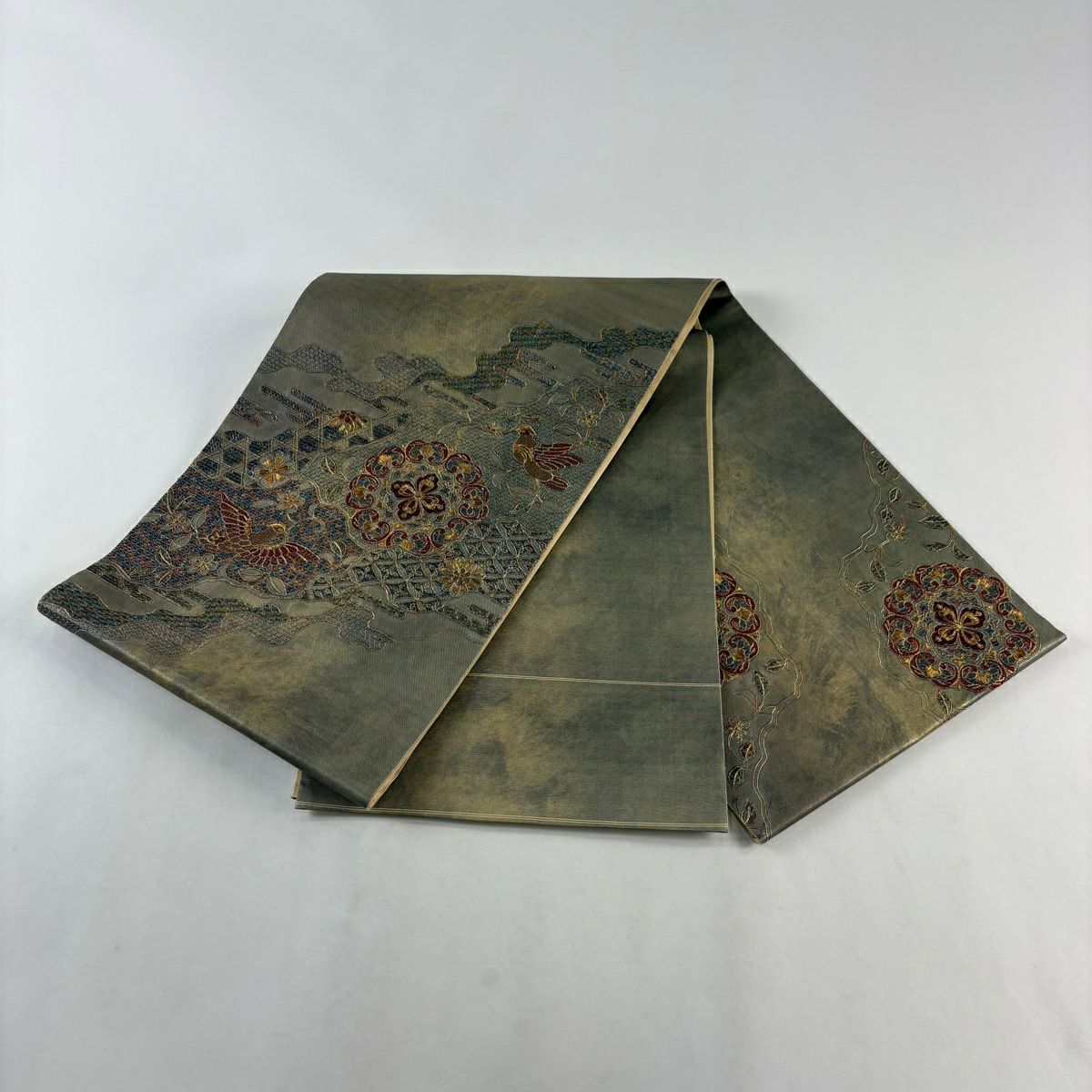 【美品】 袋帶 秀品級 關西仕立 雜花文 花喰鳥 刺繡 金金箔 灰 深藍柄 純蠶絲