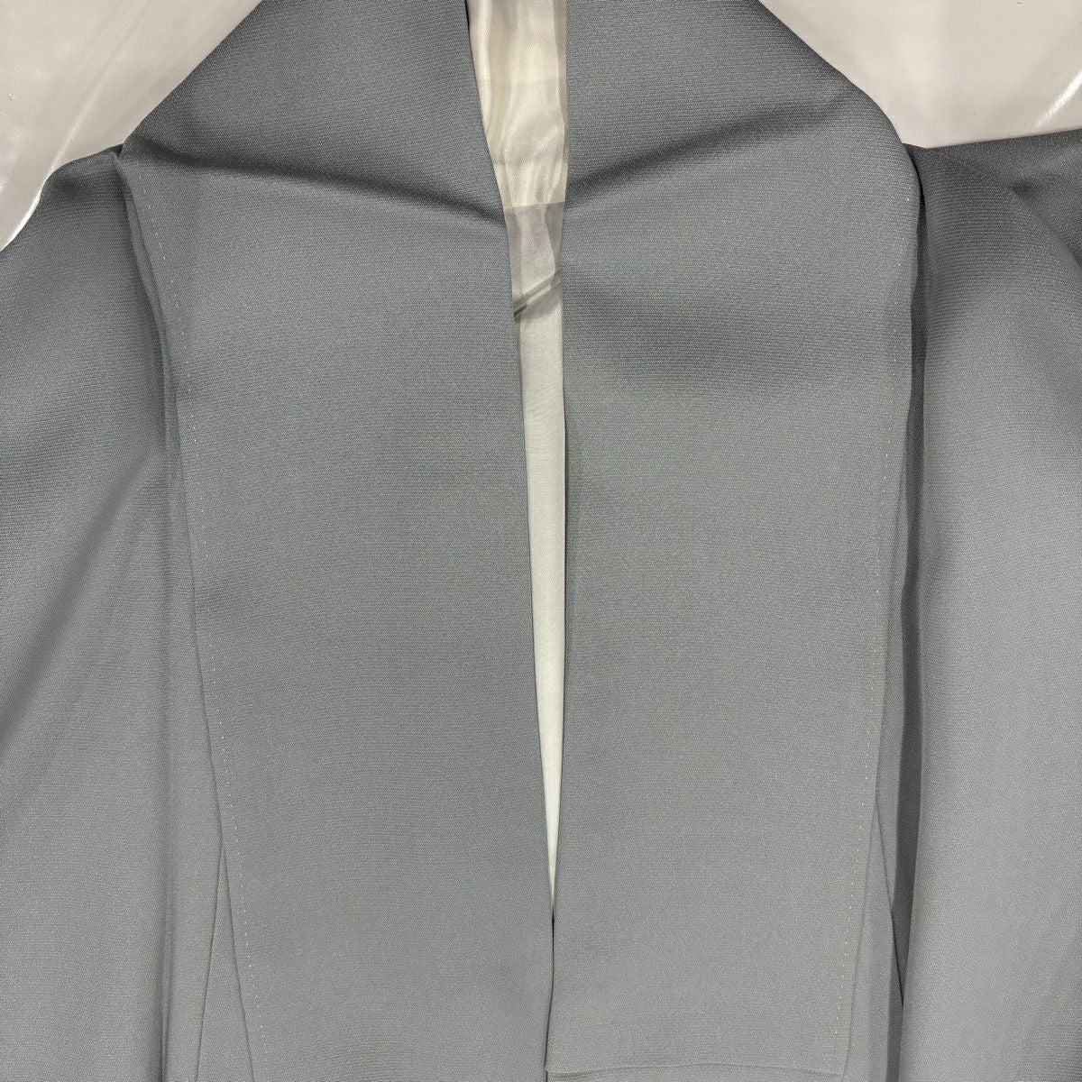 色留袖禮服 身長166.5cm 袖長68cm L 雙層 落款あり 色紙 草花紋紋 金銀彩 漸層 灰綠 純蠶絲 秀品級 一つ紋