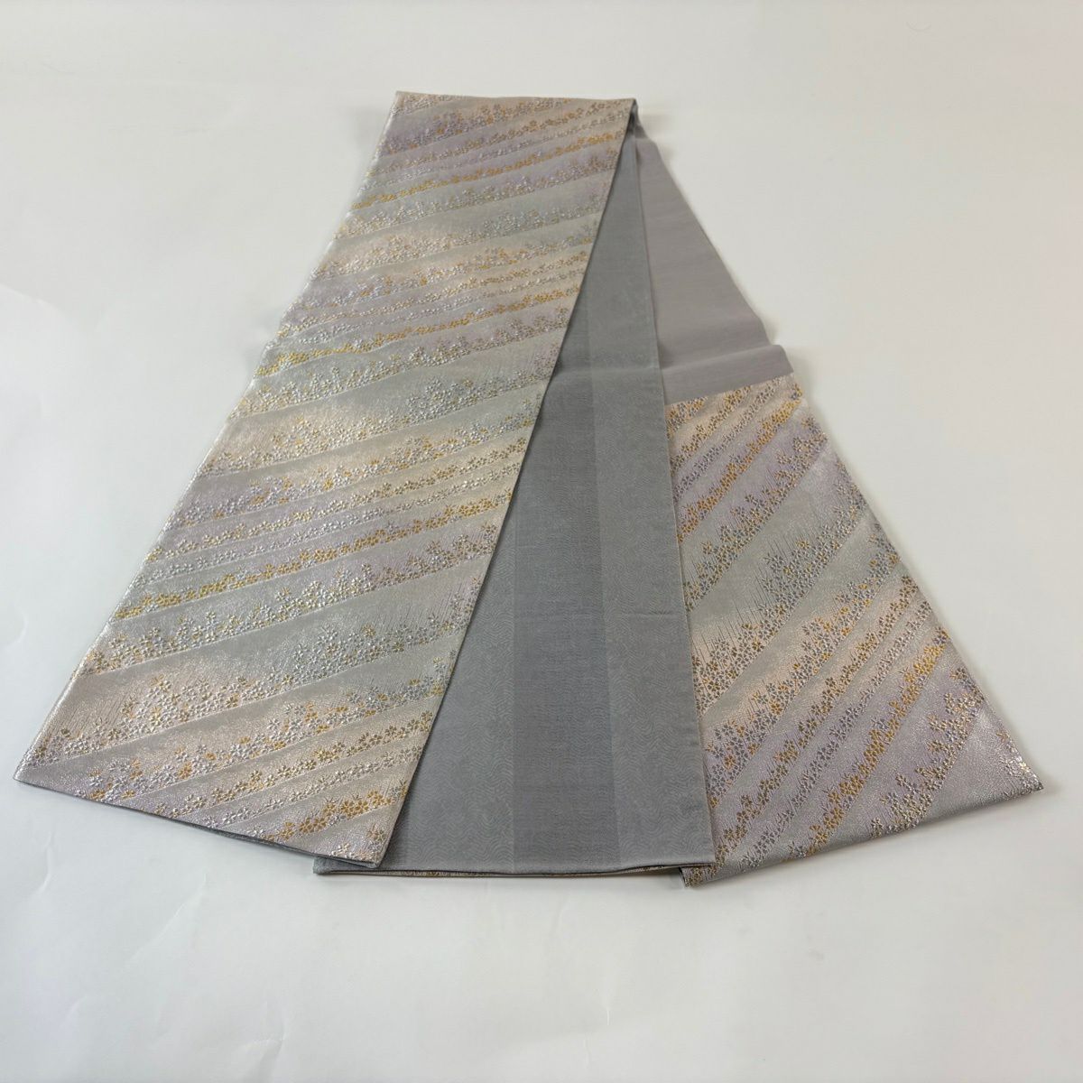 【美品】 袋帶 秀品級 斜紋 小花 金銀彩 金金箔 銀色 六通 純蠶絲