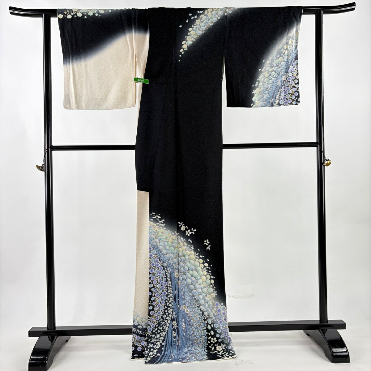 訪問服 身長171cm 袖長70cm L 雙層 落款あり 櫻花 草花紋紋 銀通し 金銀彩 黑 純蠶絲 逸品級