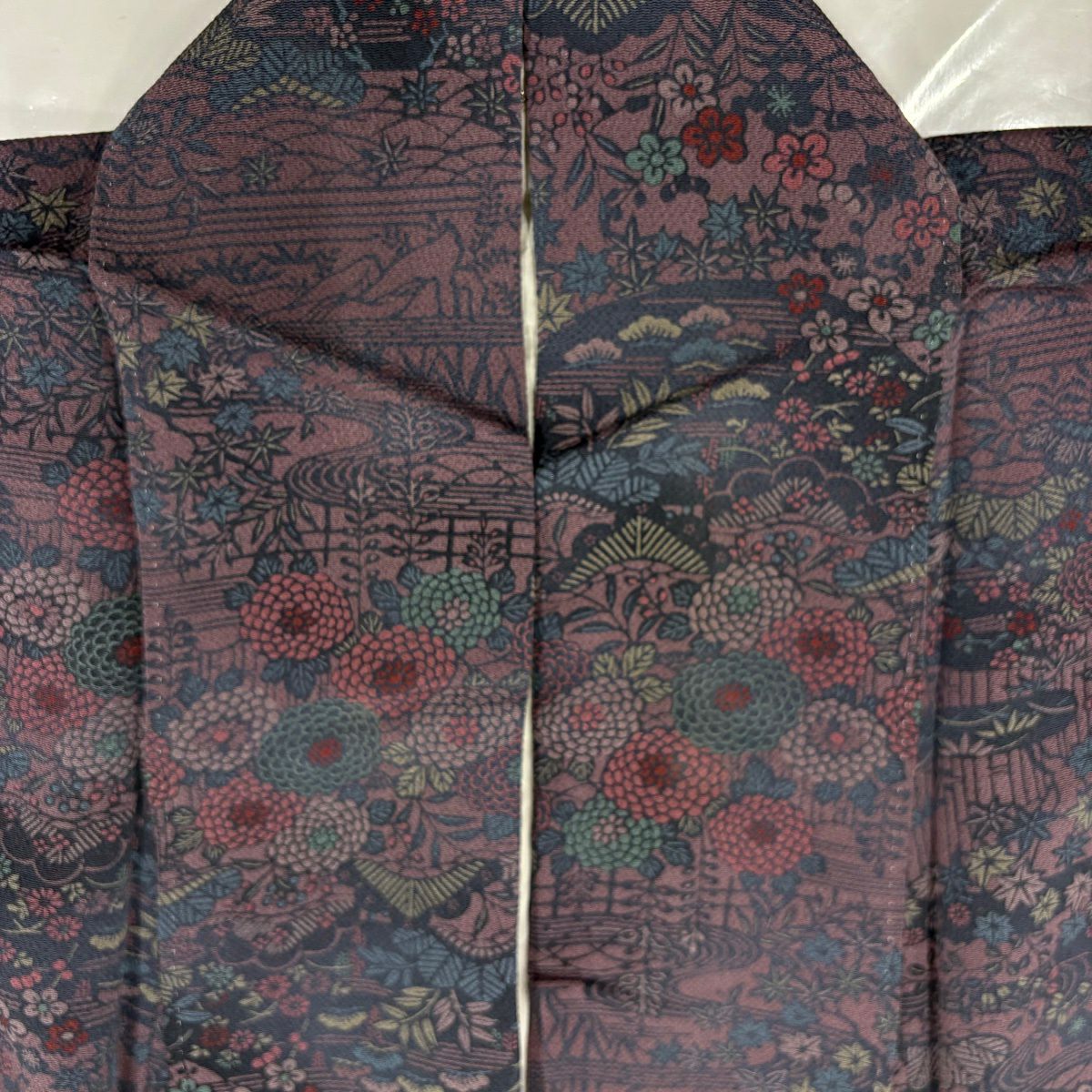 【美品】 小紋 身長156cm 袖長65.5cm M 雙層 南部幸雄 落款あり 山 松樹竹子梅花 縮緬 灰紫 純蠶絲 秀品級