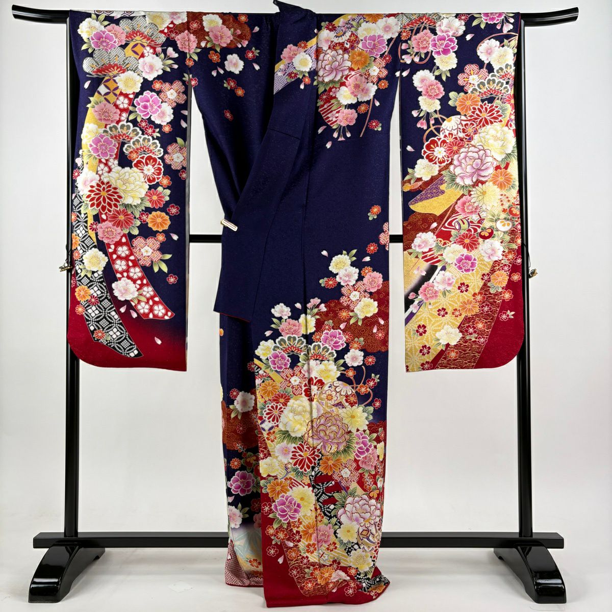 【美品】振袖禮服 身長170.5cm 袖長68.5cm L 雙層 草花紋紋 鞠 金銀彩 濃紫 純蠶絲 逸品級