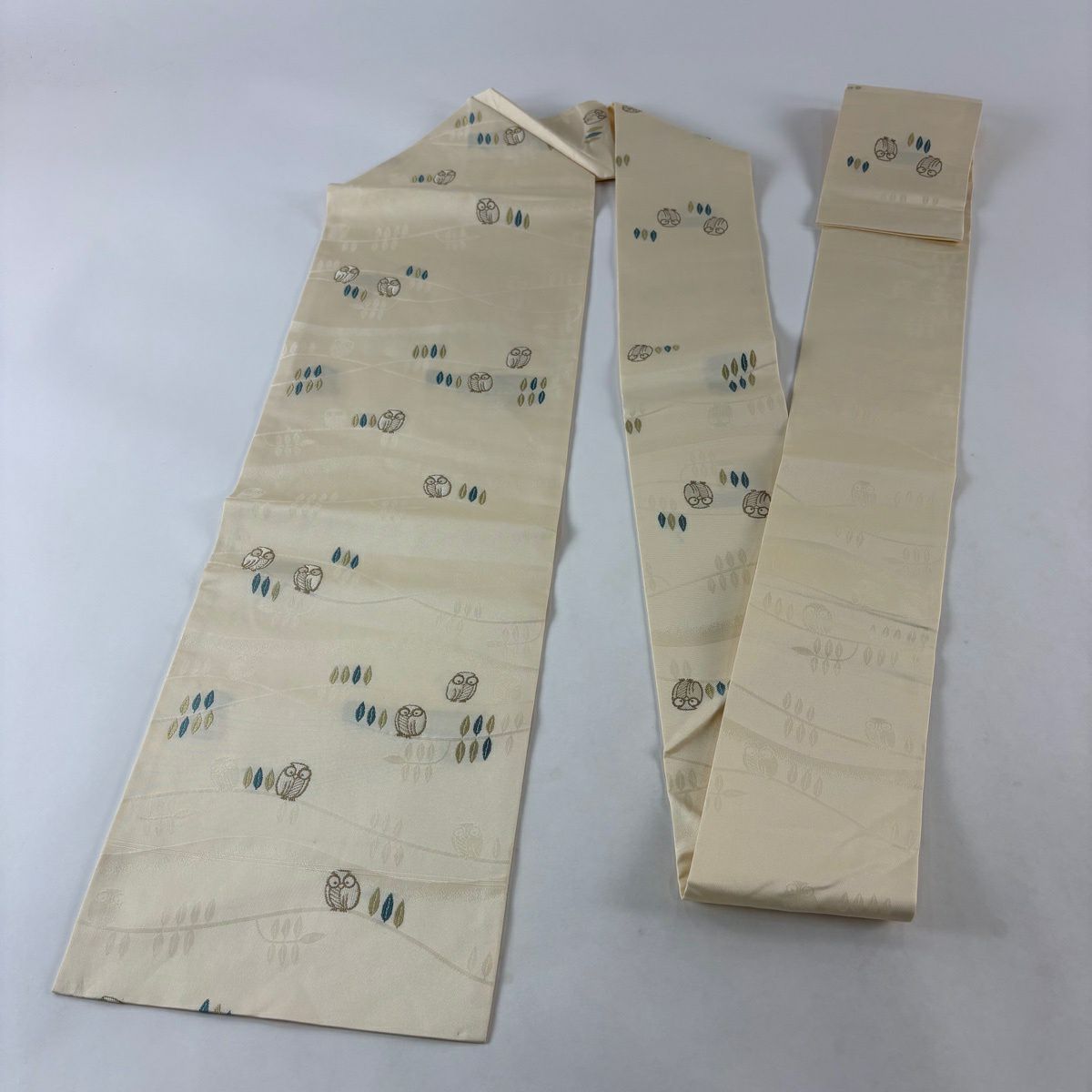 【美品】名古屋帶 名品級 蛇鵰 葉子 米色 純蠶絲