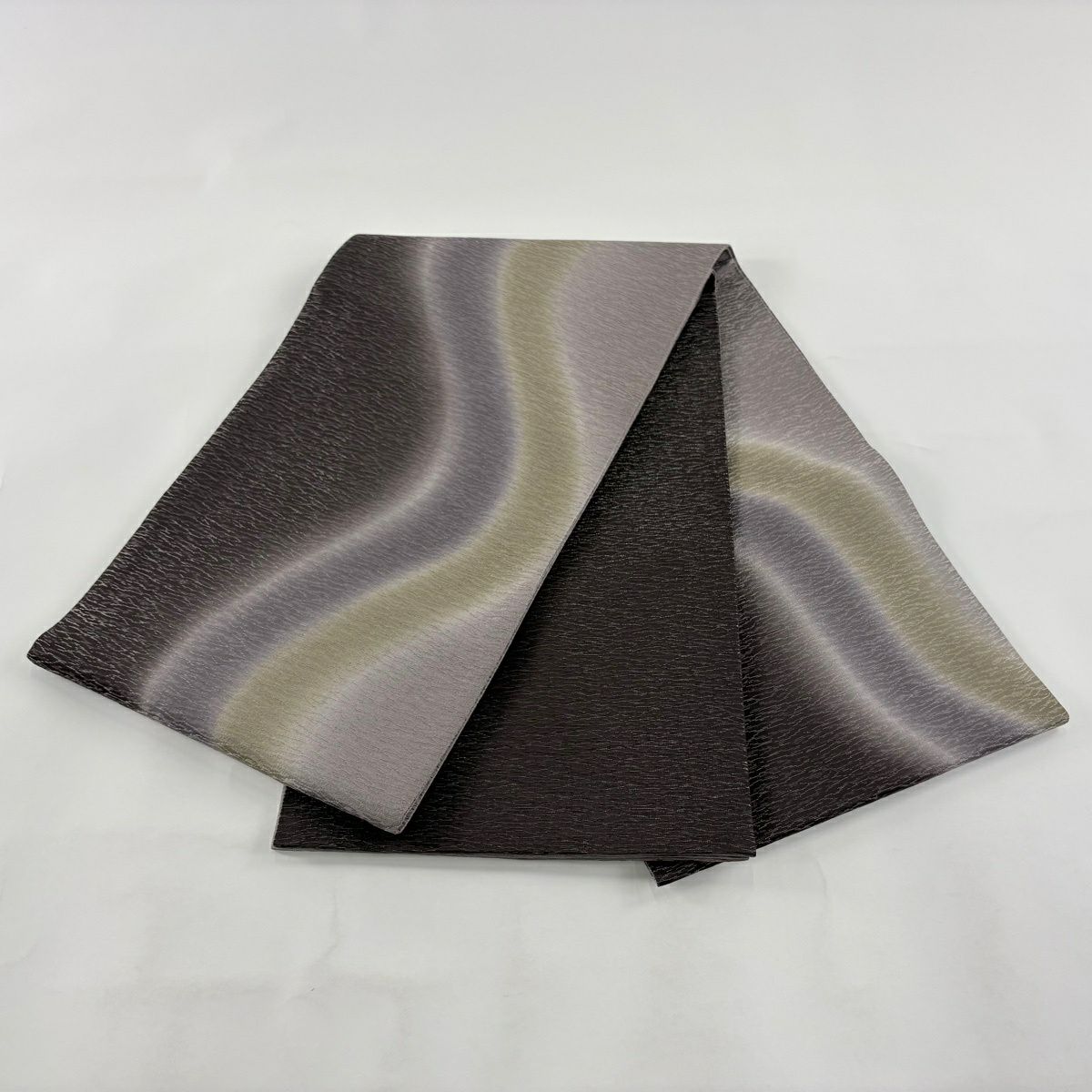 【美品】 袋帶 秀品級 鈴乃屋 斜條紋 金絲 漸層 灰茶 お太鼓圖案 純蠶絲