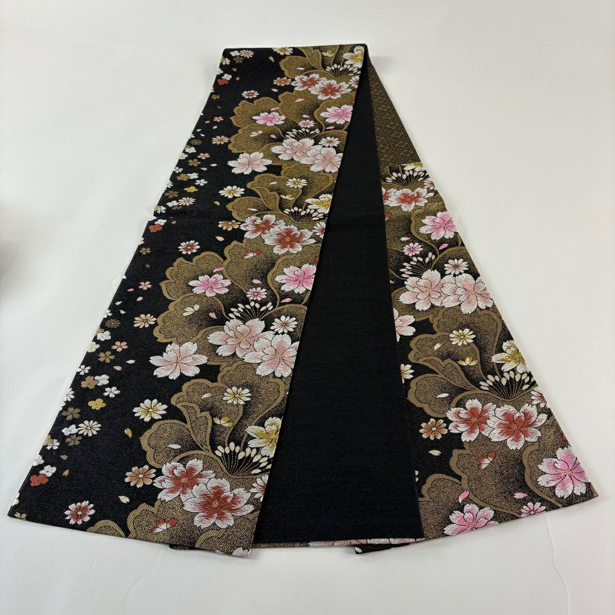 【美品】 袋帶 秀品級 櫻花花瓣 金金箔 黑 六通 純蠶絲