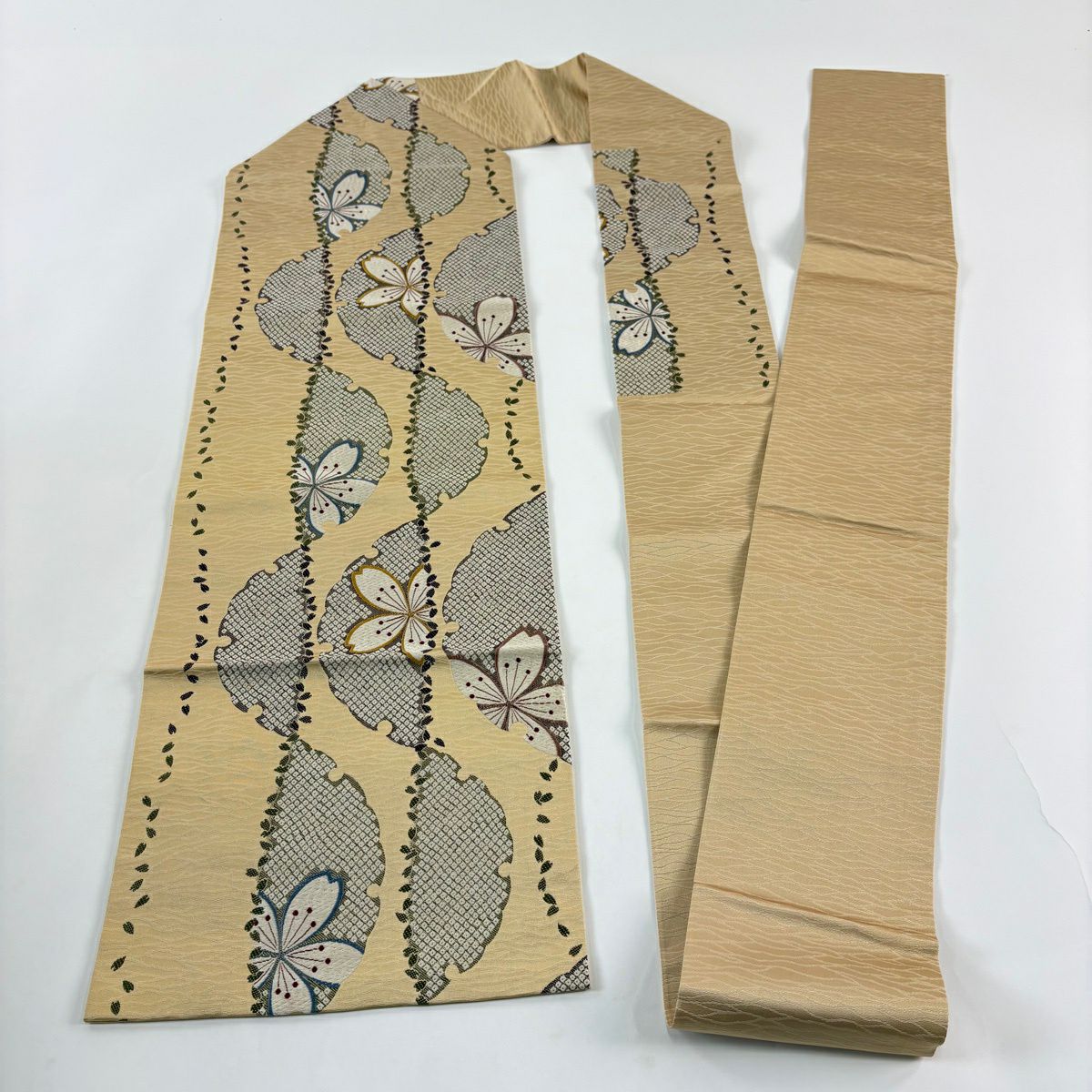 【美品】名古屋帶 秀品級 雪輪 櫻花刺繡 米色 純蠶絲
