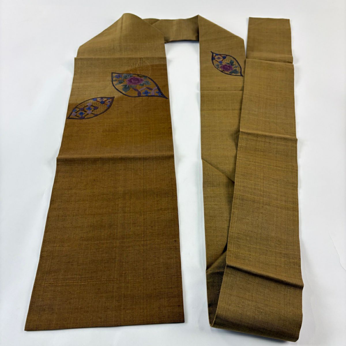 【美品】 名古屋帶 秀品級 紬織織 葉柄 牡丹 刺繡 茶綠 純蠶絲