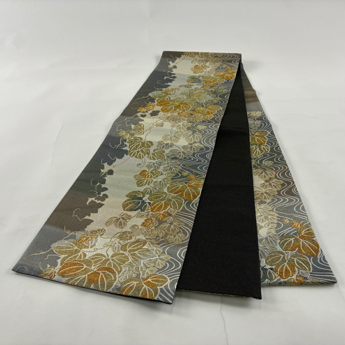 【美品】 袋帶 名品級 献上蔦風情 蔦 流水 金銀彩 金金箔 灰綠 六通 純蠶絲