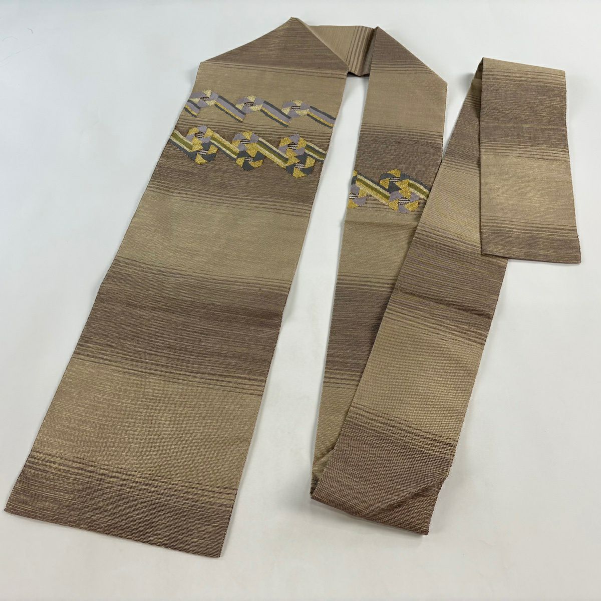 【美品】 名古屋帶 名品級 幾何圖案 條紋 金絲 米色 純蠶絲