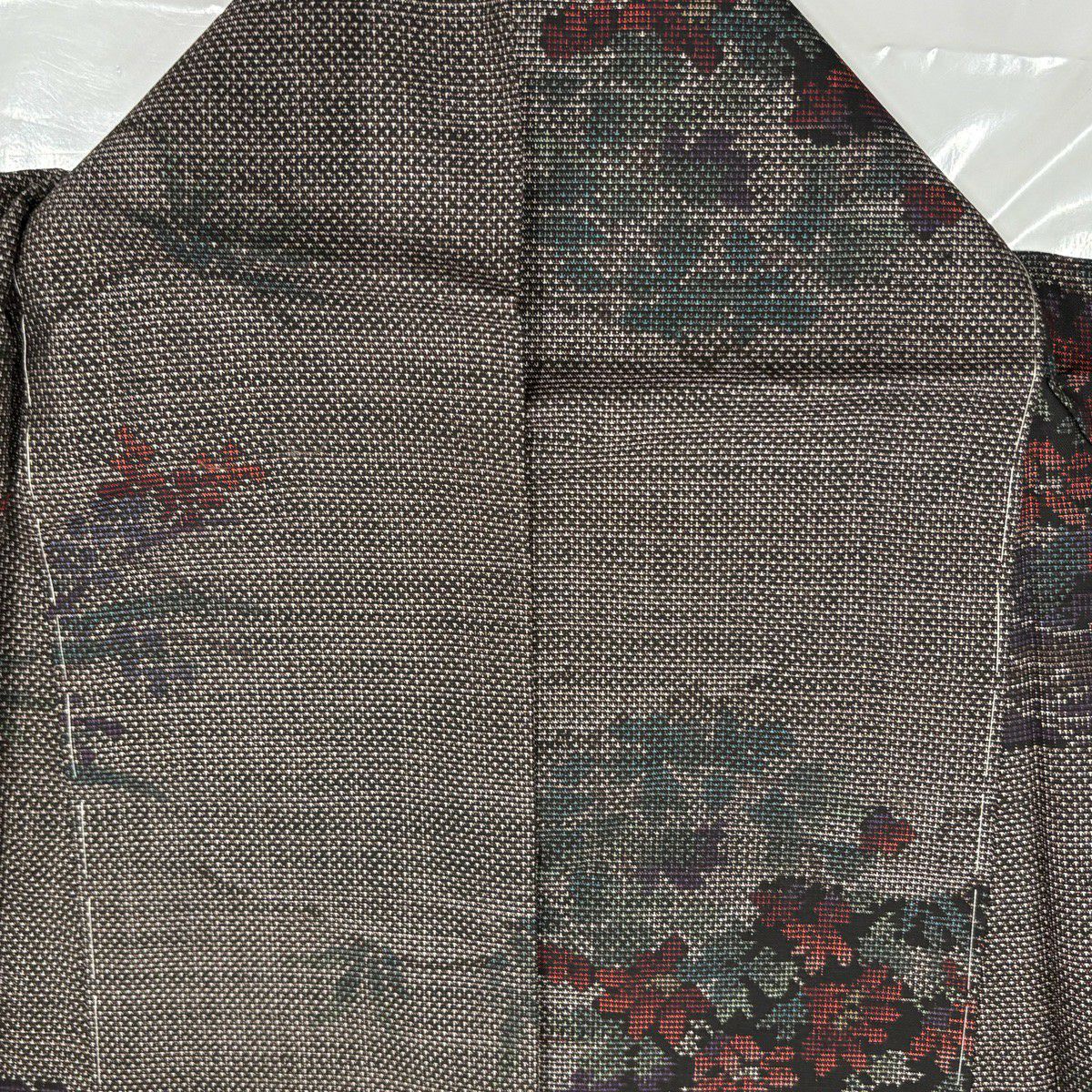 【美品】 大島紬織 身長159.5cm 袖長66cm M 雙層 純泥染 證書附帶 草花紋紋 建築 焦茶 純蠶絲 名品級