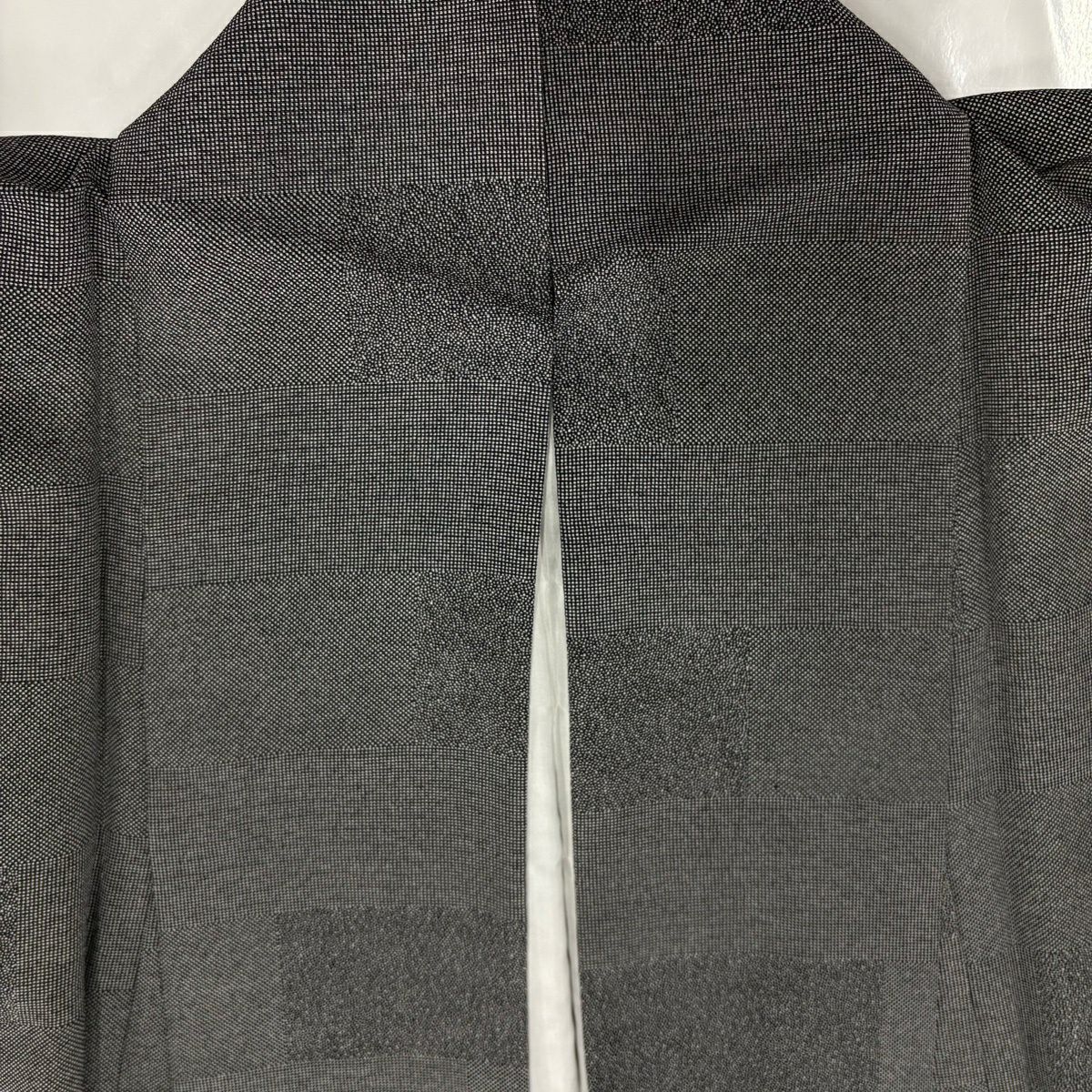 【美品】 江戶小紋 身長162cm 袖長64cm M 雙層 砂川健一 落款あり 寄せ花 段紋 黑灰 純蠶絲 秀品級
