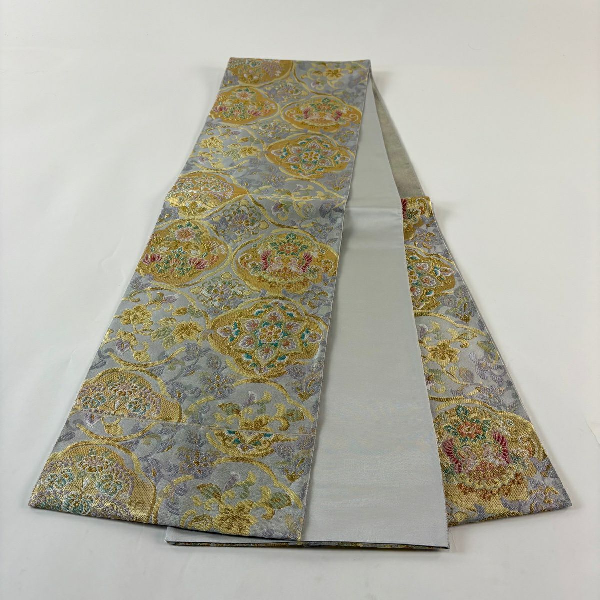 【美品】 袋帶 名品級 華紋 向鳥 金絲 金金箔 灰色 六通 純蠶絲