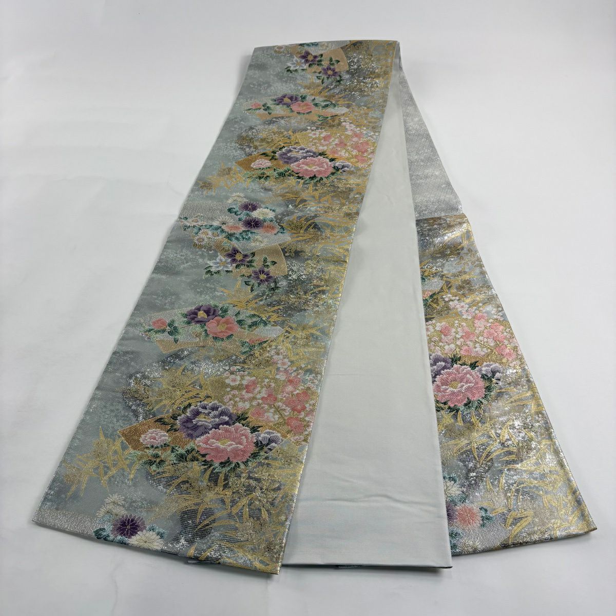 【美品】 袋帶 秀品級 扇子面 草花紋紋 金金箔 灰綠 六通 純蠶絲