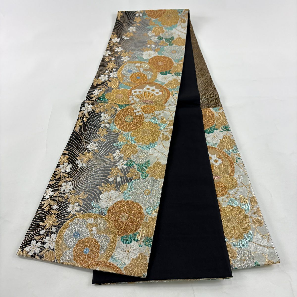 【美品】 袋帶 秀品級 蝶 草花紋 金金箔 金銀彩 六通 純蠶絲