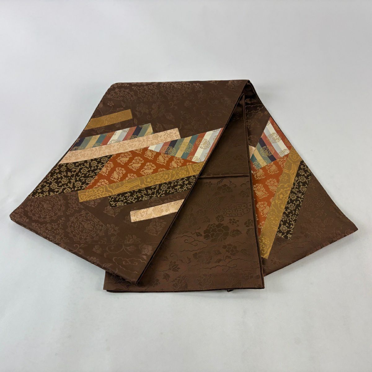 【美品】 袋帶 秀品級 花兔 花唐草紋 金金箔 茶 純蠶絲