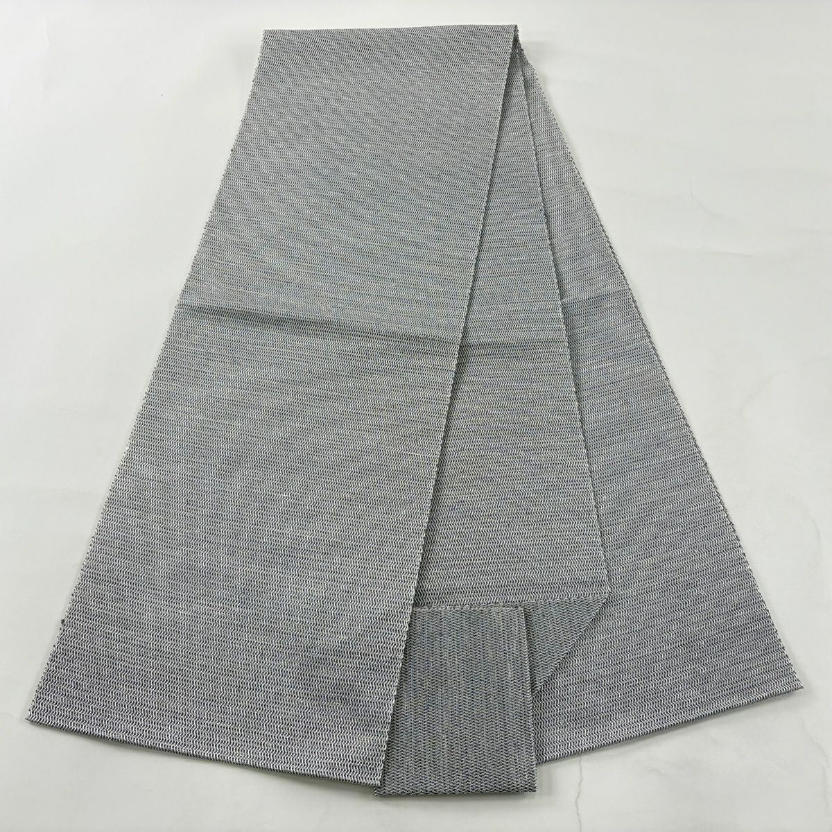 【美品】名古屋帶 秀品級 松樹葉仕立 八寸名古屋帶 幾何學圖案 灰色 純蠶絲