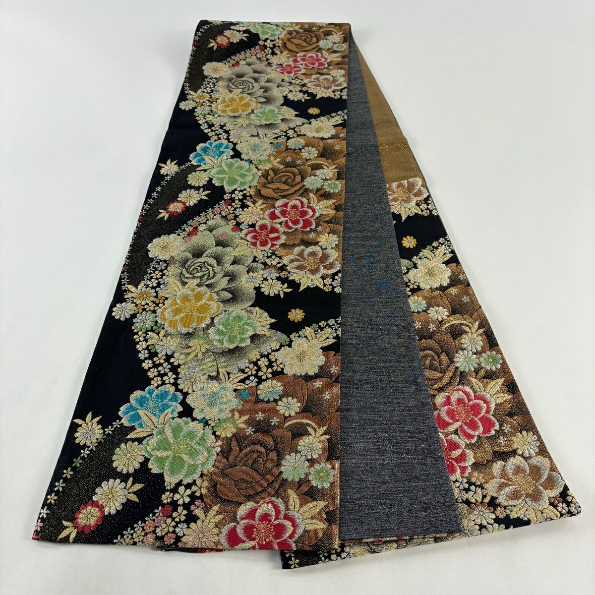 【美品】 袋帶 秀品級 振袖禮服禮服用 薔薇 草花紋 金銀彩 金金箔 黑 六通 純蠶絲