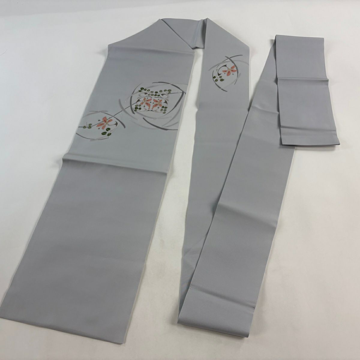 【美品】名古屋帶 秀品級 草花紋 金彩裝飾 灰 純蠶絲