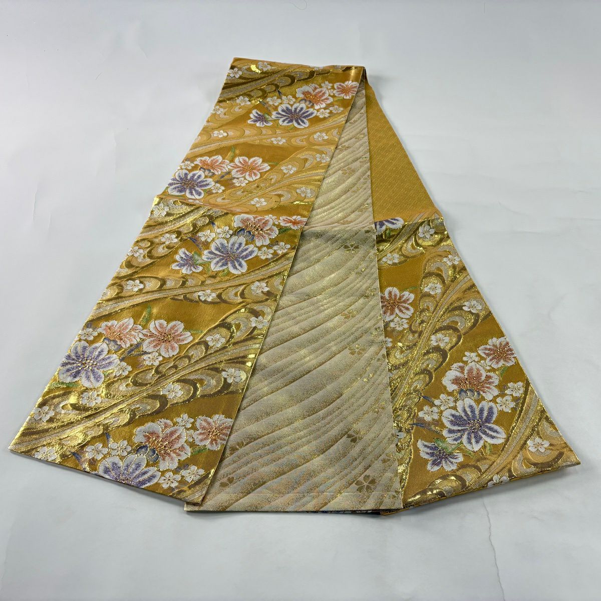【美品】 袋帶 秀品級 草花紋 幾何圖案 刺繡 金金箔 金色 六通 純蠶絲