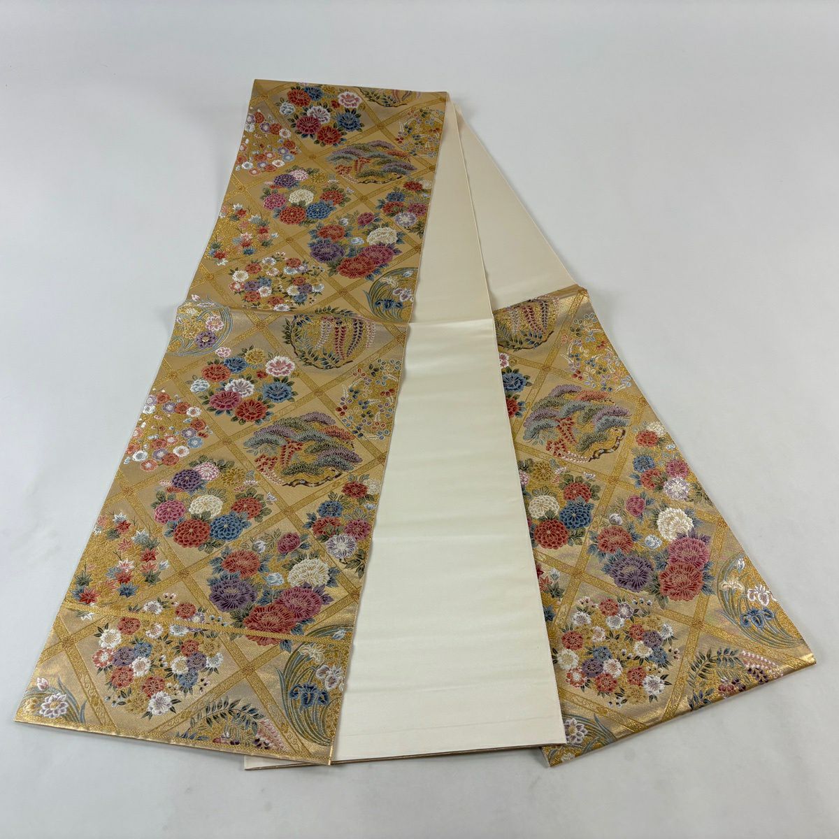 袋帶 秀品級 關西仕立 雜天井 草花紋 金色 六通 純蠶絲