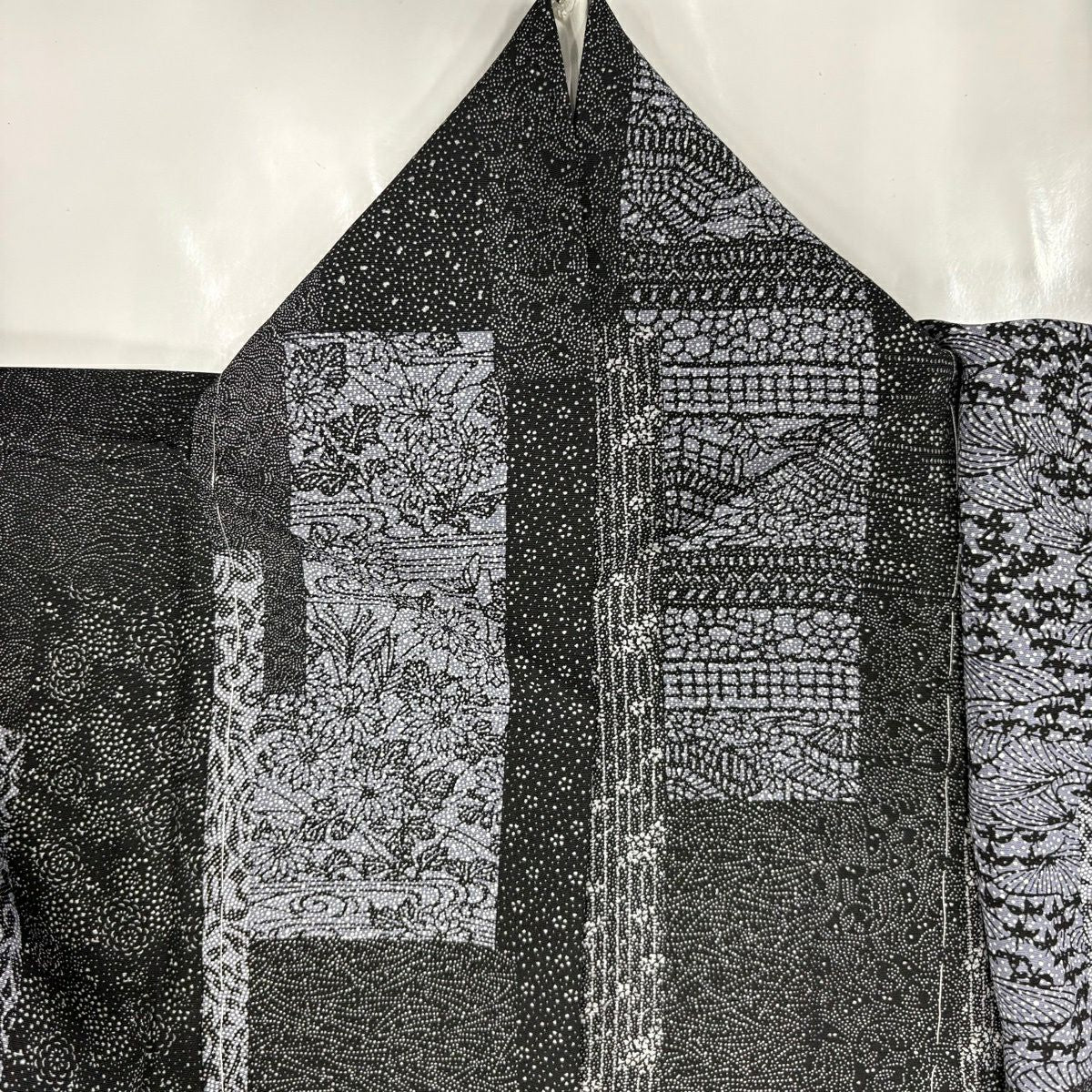 【美品】 小紋 身長155cm 袖長64cm M 雙層 草花紋紋 家屋 黑 純蠶絲 優品級