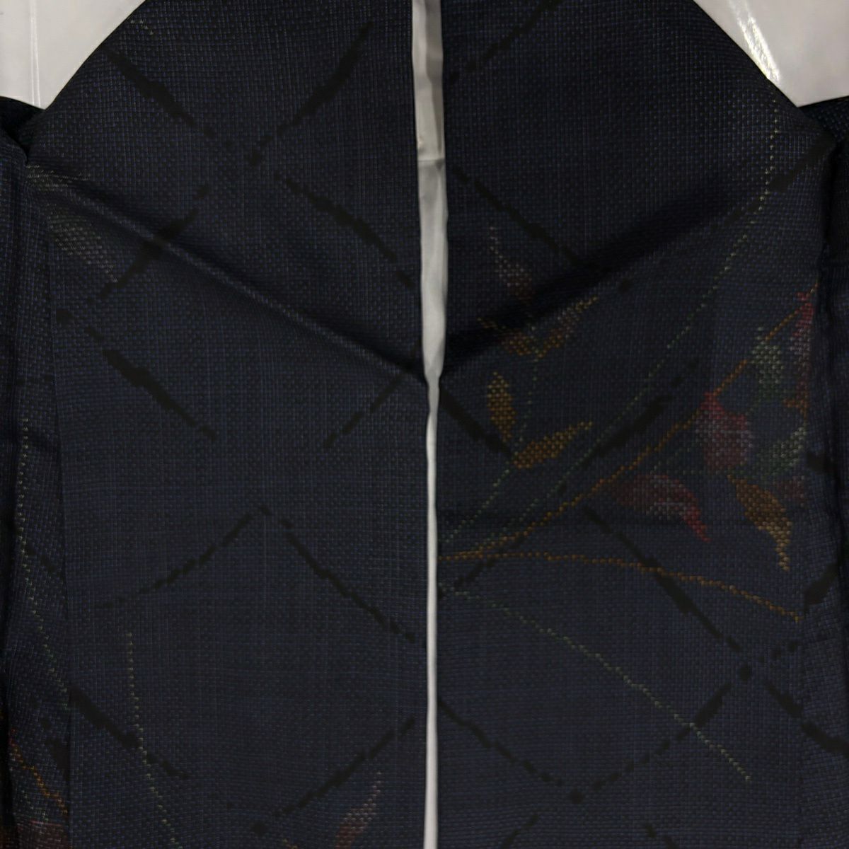 【美品】 大島紬織 身長160cm 袖長65.5cm M 雙層 純泥染 證書齊全 葉花紋 深藍 純蠶絲 名品級
