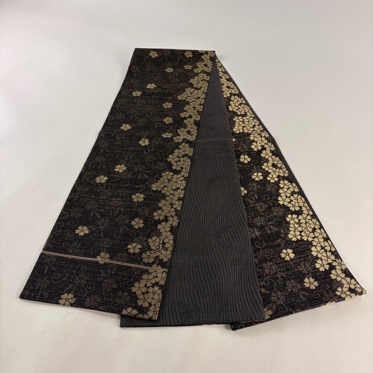 【美品】 袋帶 名品級 斉藤三才 落款あり 樱花 条纹 金丝 拉米丝 黑色 全通 純蠶絲
