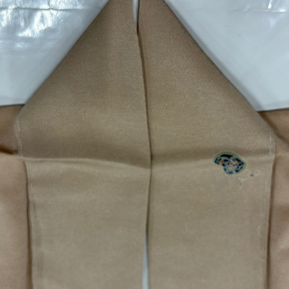 【美品】 小紋 身長163cm 袖長63cm S 雙層 扇子花唐草紋 絞緬 米色 純蠶絲 優品級