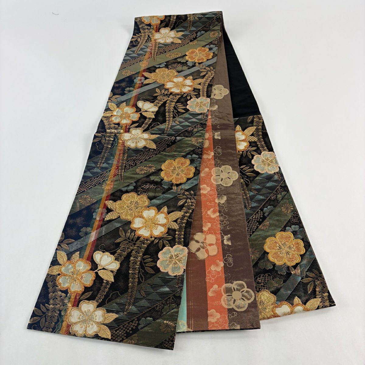 【美品】 袋帶 秀品級 鈴乃屋 櫻 金糸 金金箔 黑 六通 純蠶絲