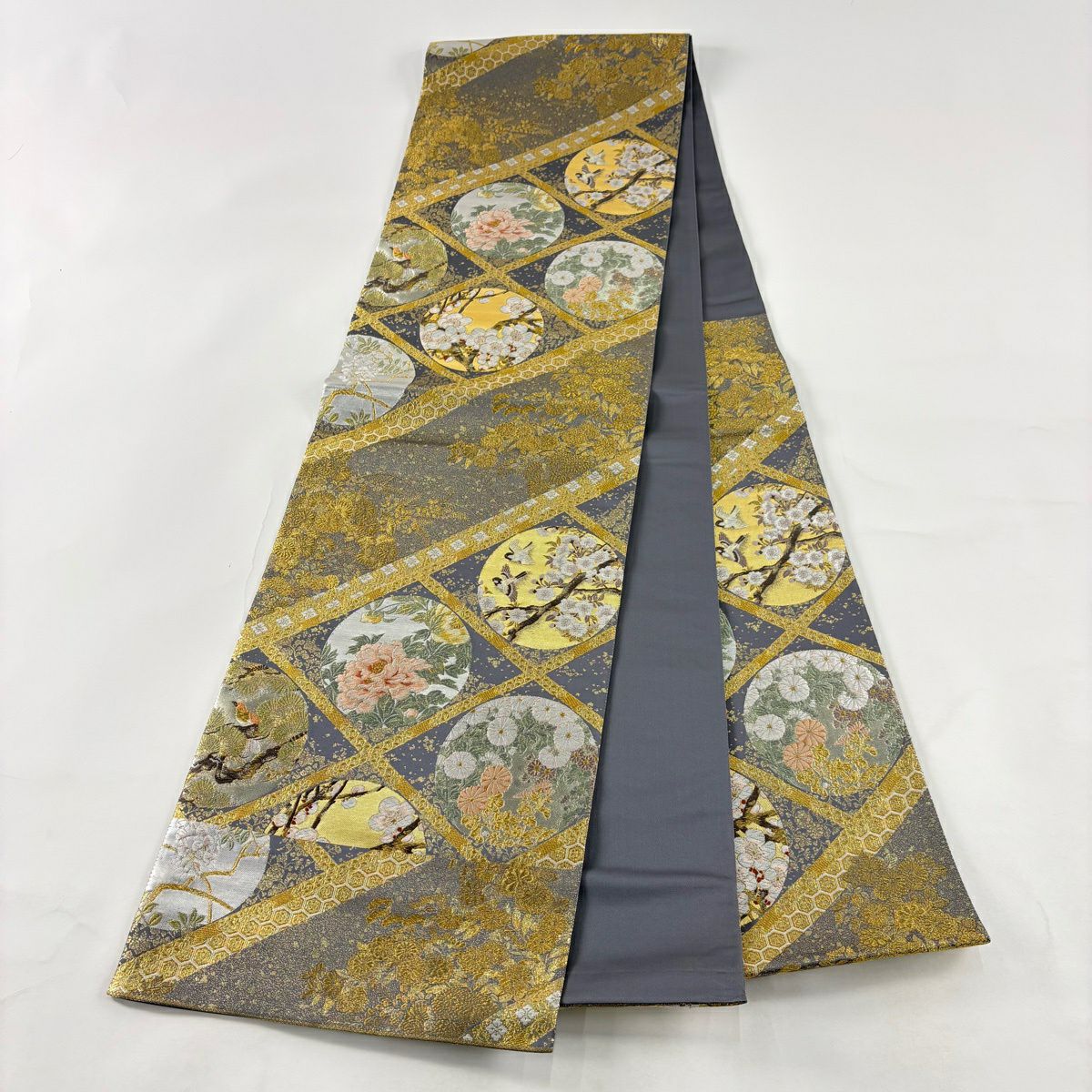 【美品】 袋帶 秀品級 關西仕立 草花紋紋 鳥 金絲 金金箔 灰色 六通 純蠶絲