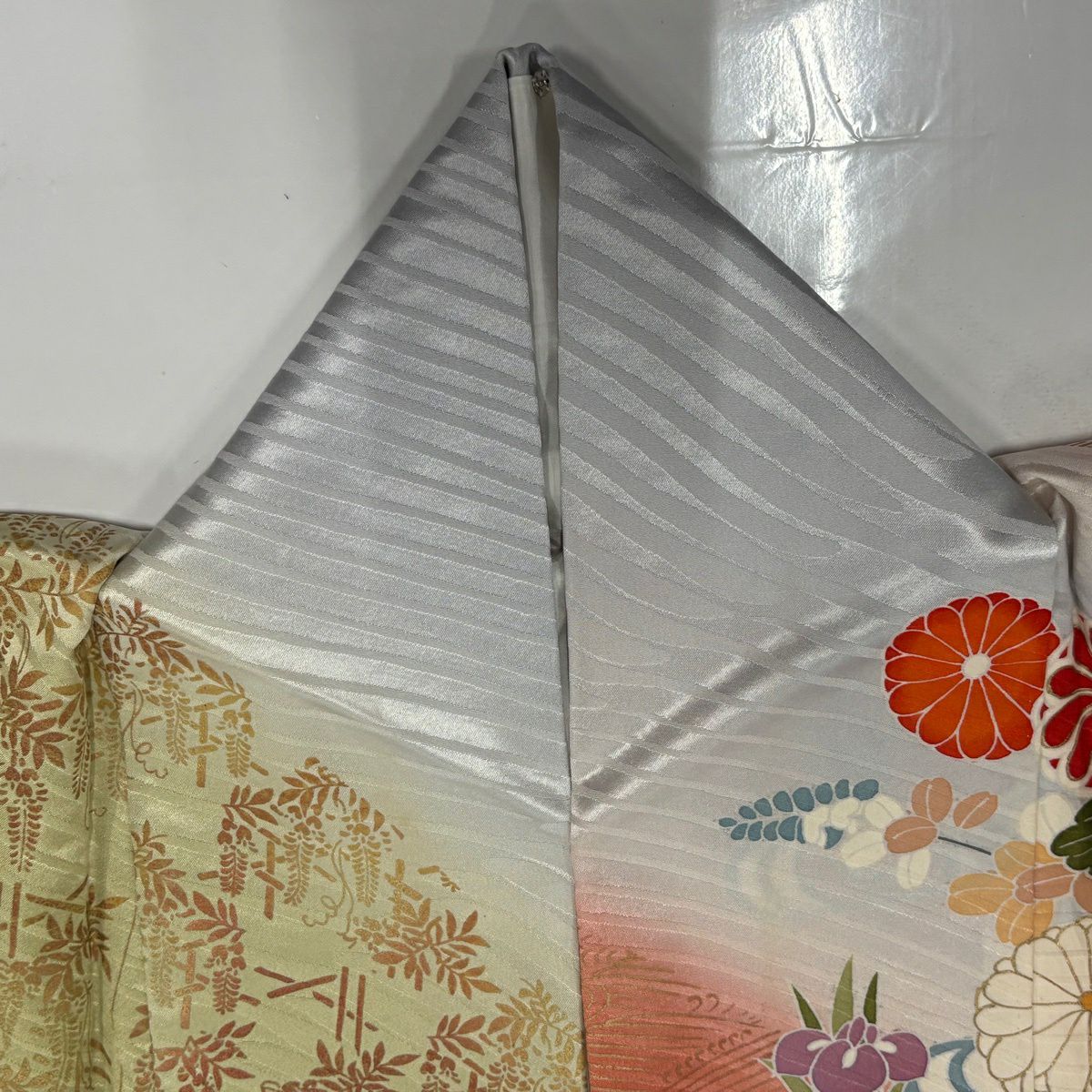 振袖禮服 身長167.5cm 袖長65.5cm M 雙層 菊花花 ヱ霞 金絲 金銀彩 青灰 純蠶絲 秀品級