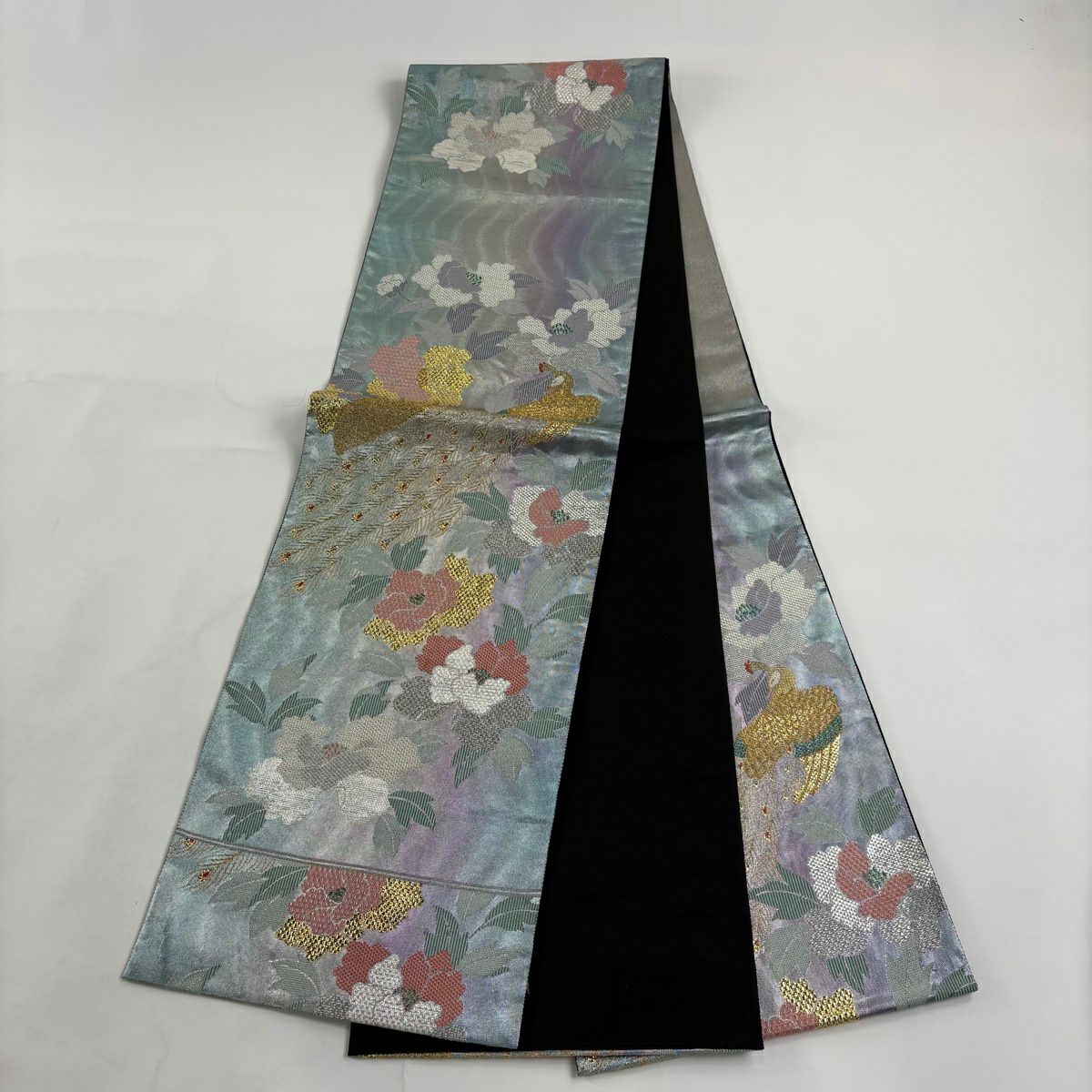【美品】 袋帶 秀品級 孔雀 草花紋 金金箔 金銀彩 灰綠 六通 純蠶絲
