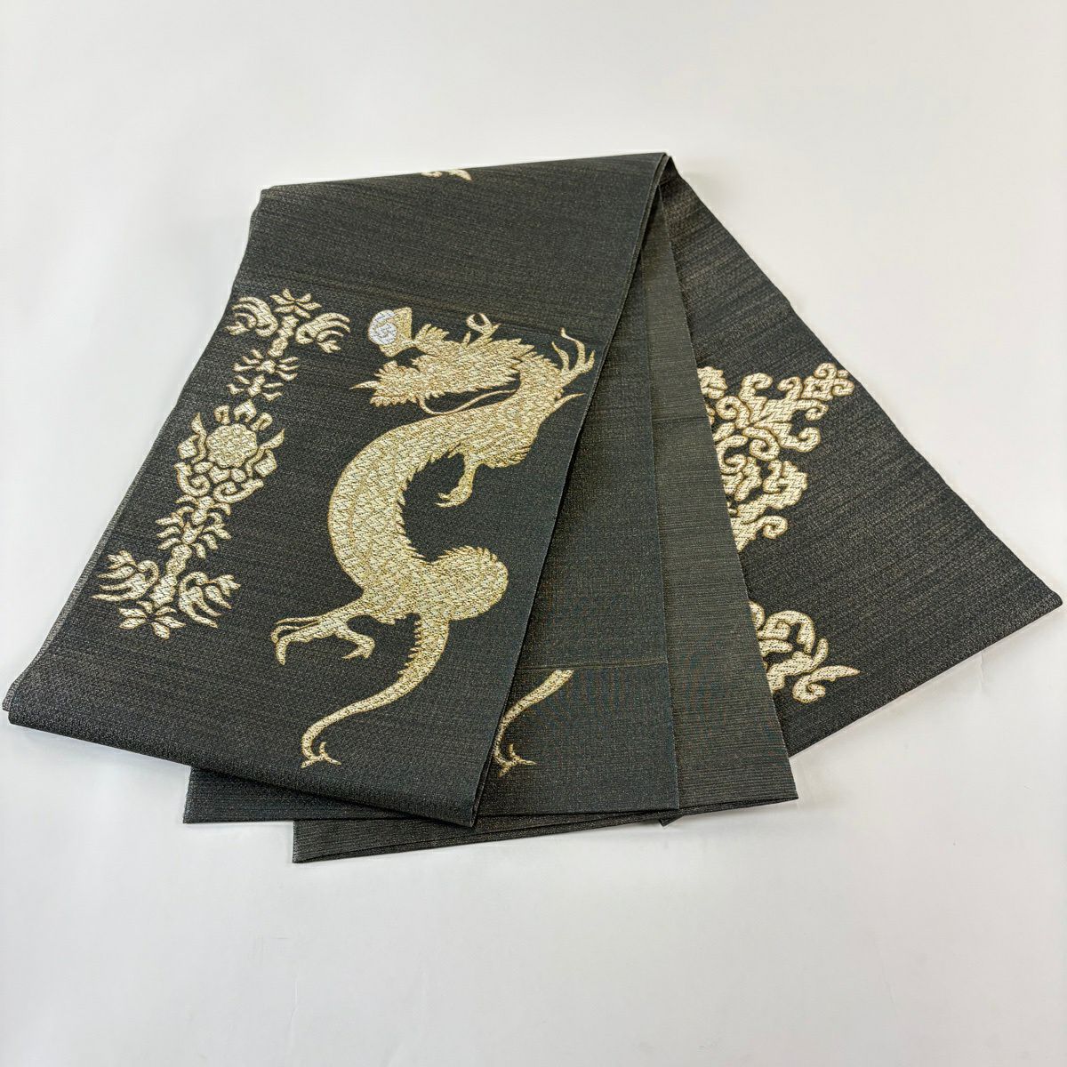 【美品】 袋帶 逸品級 龍 草花紋紋 金金箔 金絲 深綠 お太鼓柄 純蠶絲