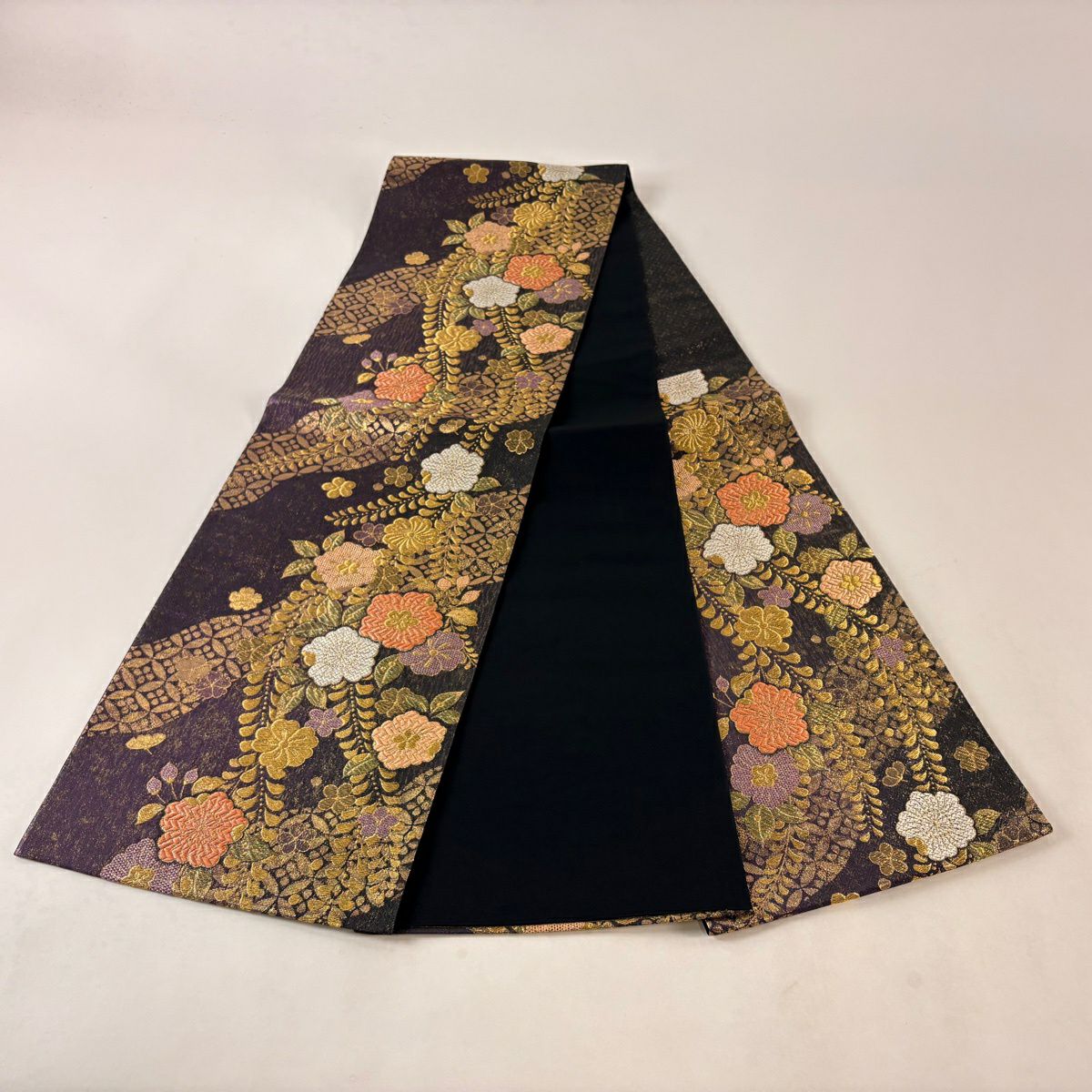 【美品】 袋帶 秀品級 草花紋紋 七寶紋 刺繡 金銀彩 紫 六通 純蠶絲