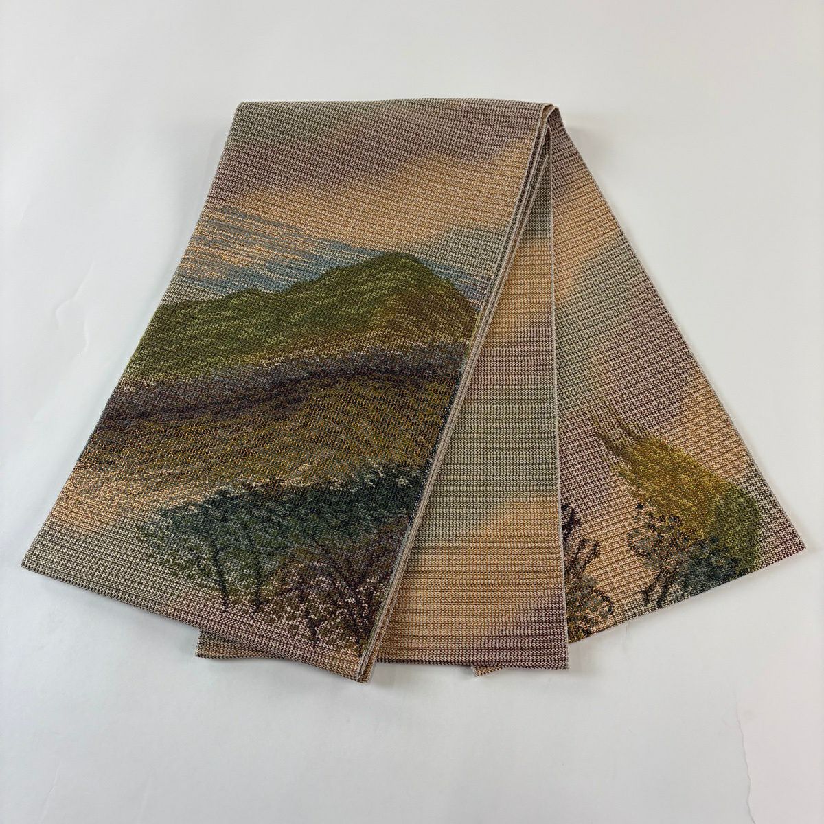 【美品】 袋帶 秀品級 山 樹木 金金箔 茶綠 素材 純蠶絲