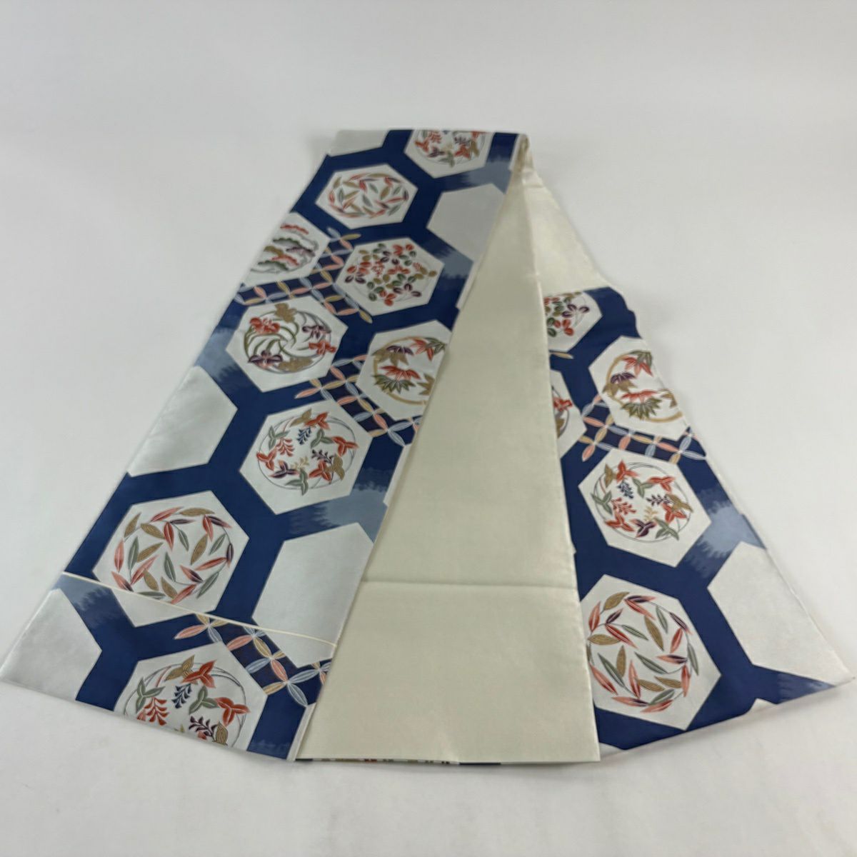 【美品】 袋帶 秀品級 龜甲 花圓紋 青灰 深藍色 六通 純蠶絲