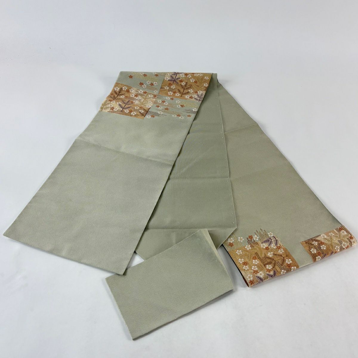 【美品】 名古屋帶 秀品級 八寸名古屋帶 松樹葉仕立 若松樹 梅花 金糸 灰綠 純蠶絲