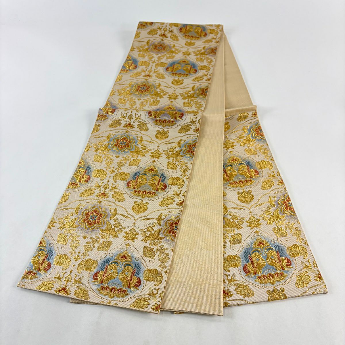 【美品】 袋帶 秀品級 向鳥文 草花紋紋 金絲 金金箔 米色 六通 純蠶絲