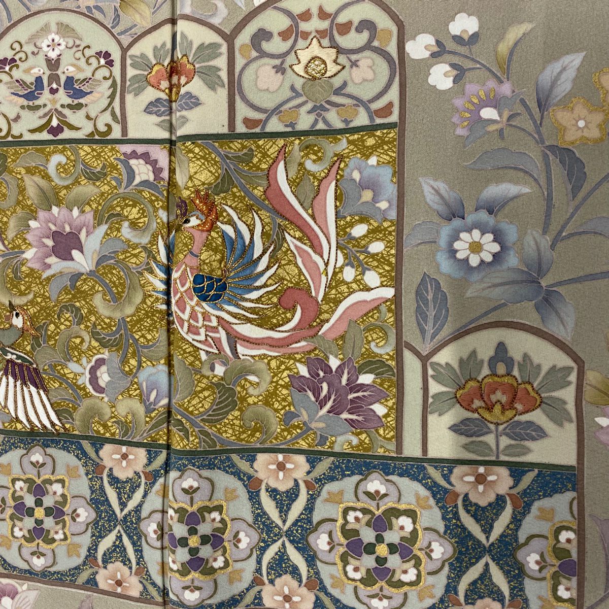 色留袖禮服 身長160.5cm 袖長63.5cm S 雙層 落款 花唐草紋 向鳥刺繡 金銀彩 米色 純蠶絲 秀品級 一つ紋