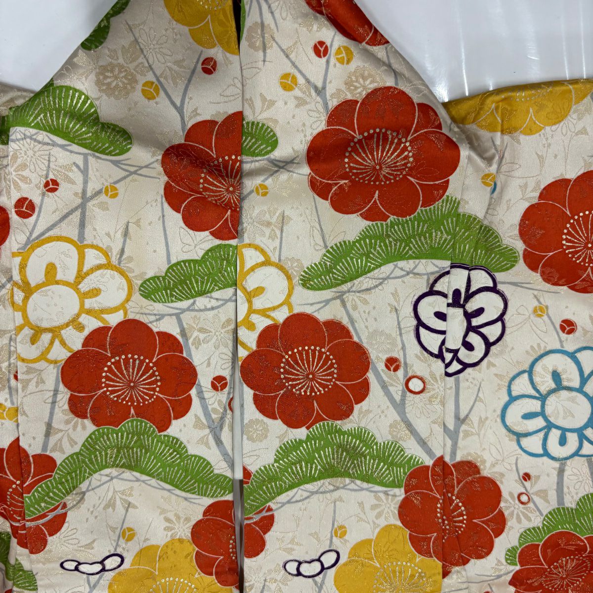 【庫存清倉】振袖禮服 身長158cm 袖長64cm M 雙層 枝梅花 笠松樹 金絲 金銀彩 奶油色 純蠶絲 名品級