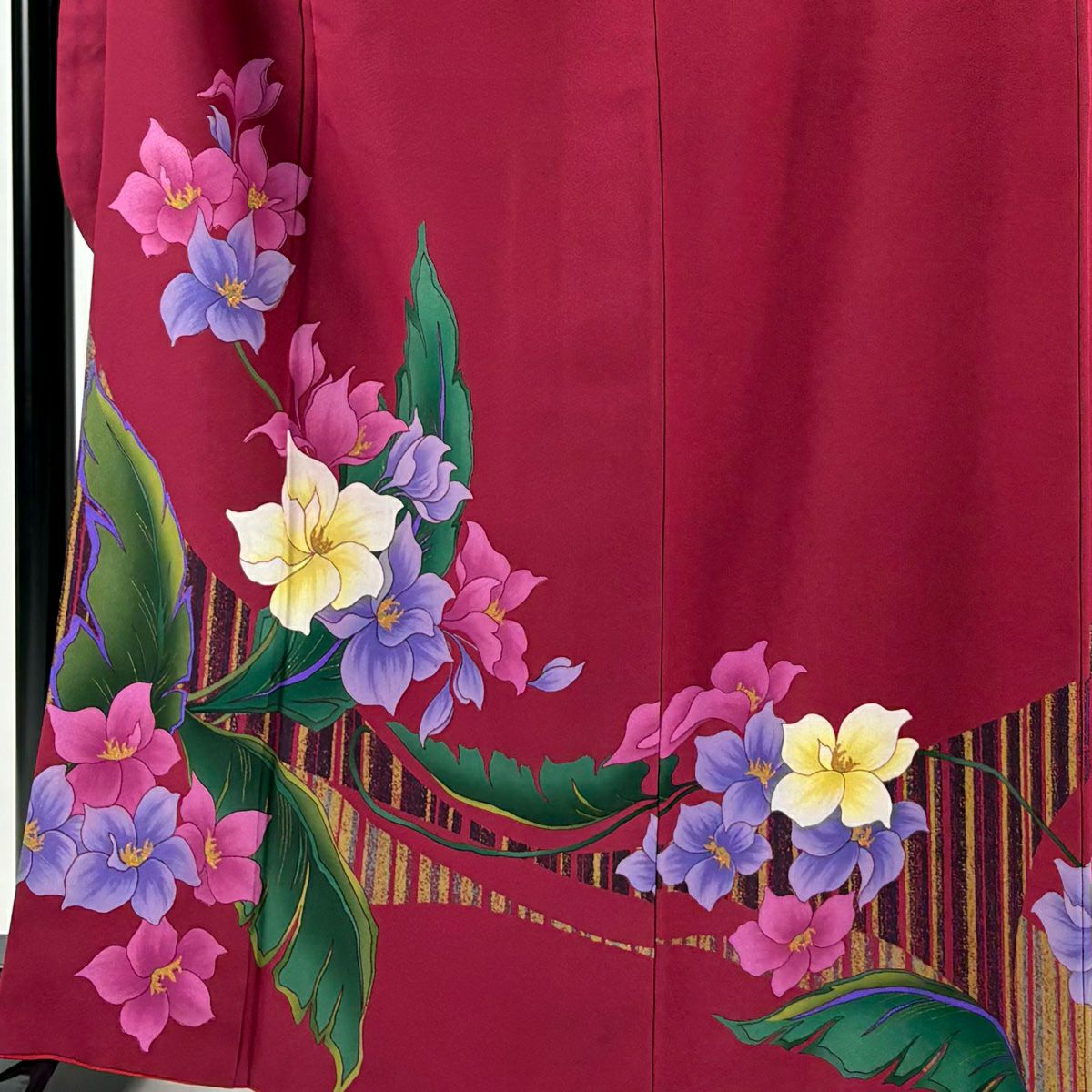 【庫存清倉】振袖禮服 身長164cm 袖長65cm M 雙層 草花紋紋 金彩裝飾 深紅 純蠶絲 美品 名品級