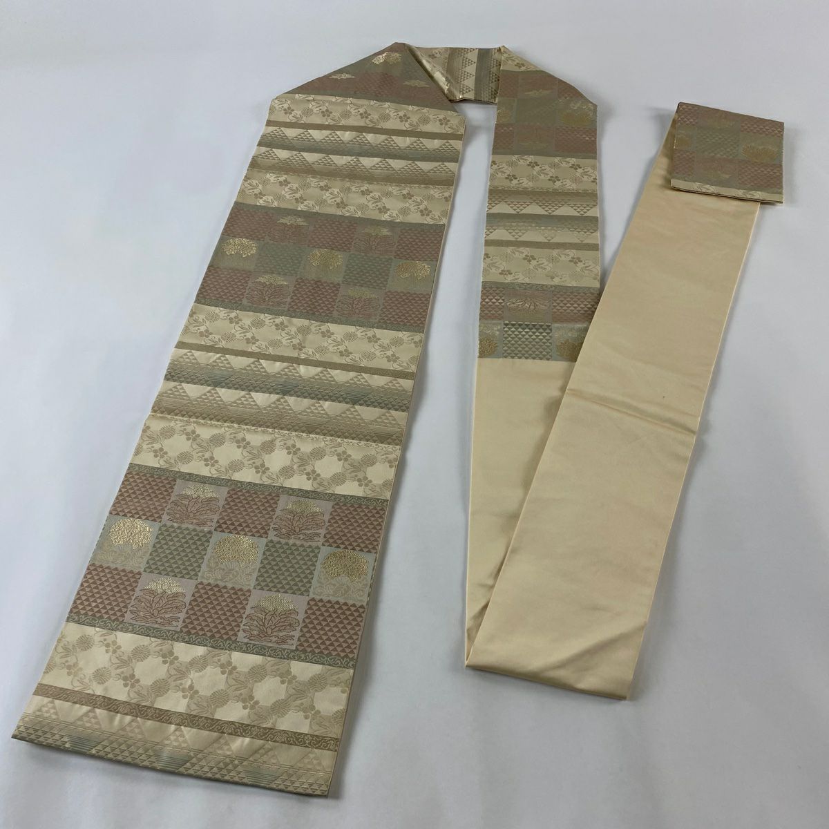 【庫存清倉】 名古屋帶 美品 秀品級 雞頭 蘆葦藤 金金箔 米色 純蠶絲