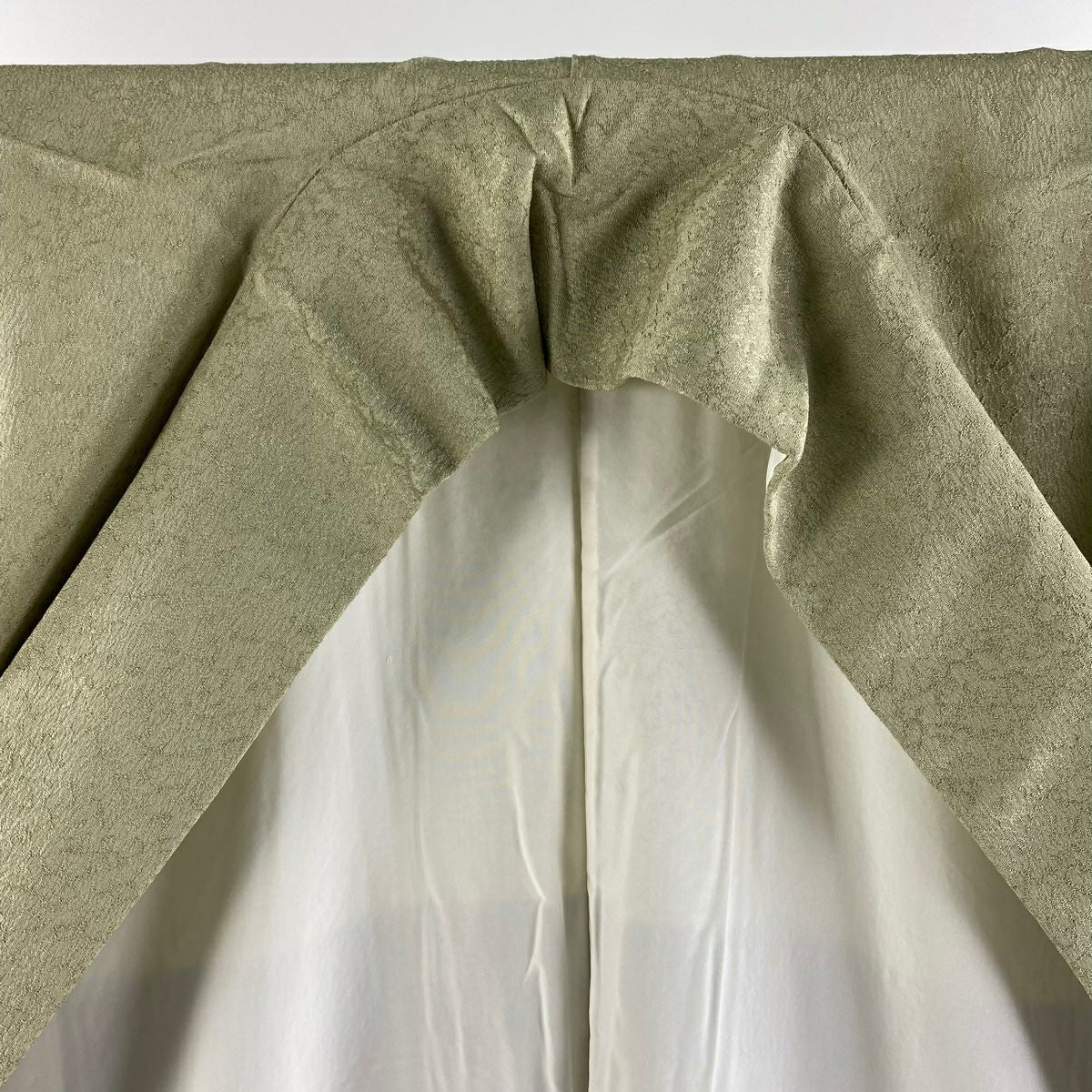 色留袖禮服 身長163cm 袖長63.5cm S 雙層 千總 落款あり 松樹竹子梅花 金糸 金銀彩 灰綠 純蠶絲 逸品級